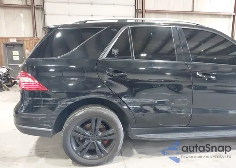 2015 Mercedes-Benz Ml 350 4Matic z USA, uszkodzony, nr VIN 4JGDA5HBXFA544571